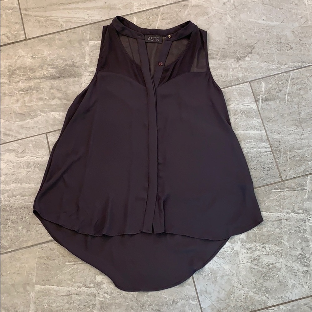 Astr sleeveless silky top size L